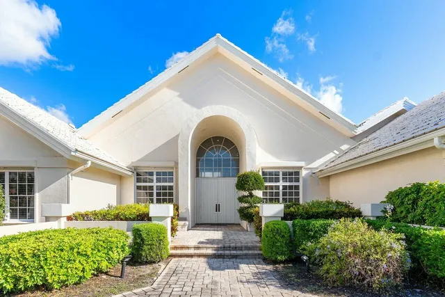$1,599,000 | 4869 Tallowwood Lane, Boca Raton, FL 33487