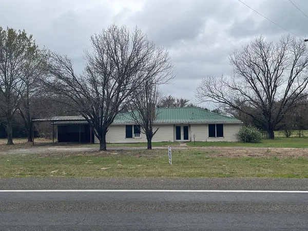 $229,900 | 5525 Highway 164, Groesbeck, TX 76642