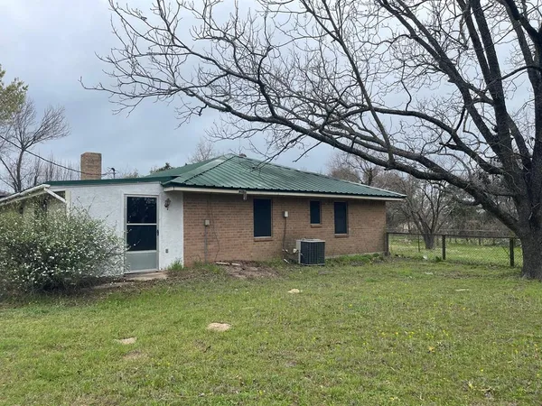 $229,900 | 5525 Highway 164, Groesbeck, TX 76642