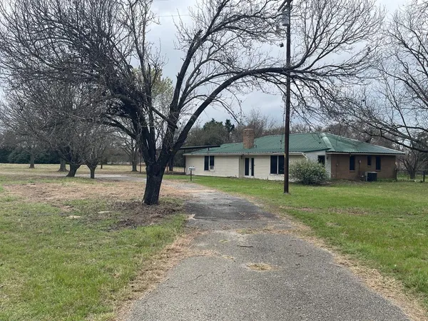 $229,900 | 5525 Highway 164, Groesbeck, TX 76642