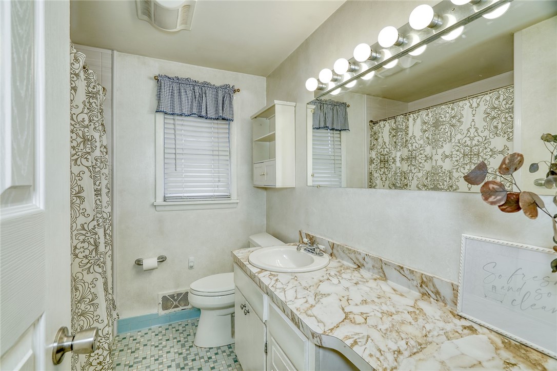 35 Rusty Lane Greece, NY 14626 - Photo 28 of 48