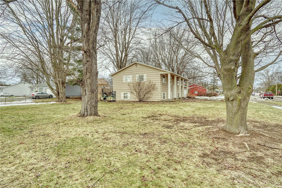 35 Rusty Lane Greece, NY 14626 - Photo 4 of 48