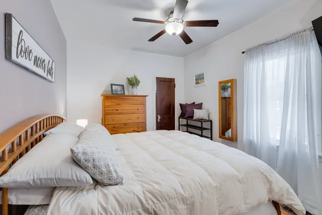 $399,000 | 4323 Deyo Avenue, Brookfield, IL 60513