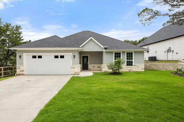 $315,000 | 2617 Creek Drive, Granbury, TX 76048