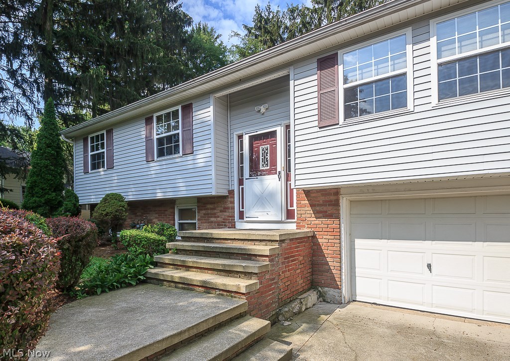 10 Paradise Road Painesville, OH 44077 - Photo 1 of 34 Gallery Image 1