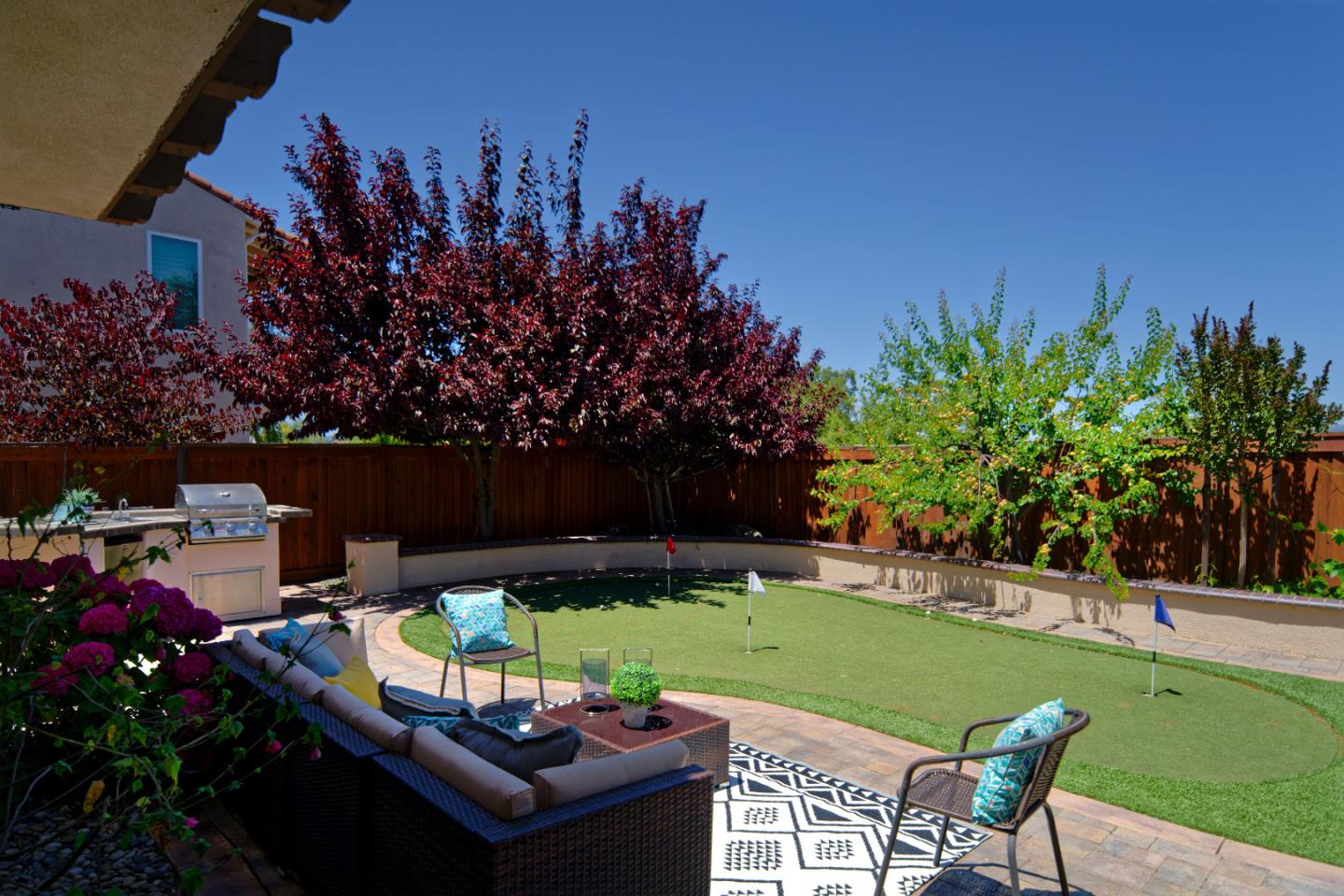 7160 Eagle Ridge Drive Gilroy, CA 95020 - Photo 52 of 80 a view of a chairs and table in the patio
