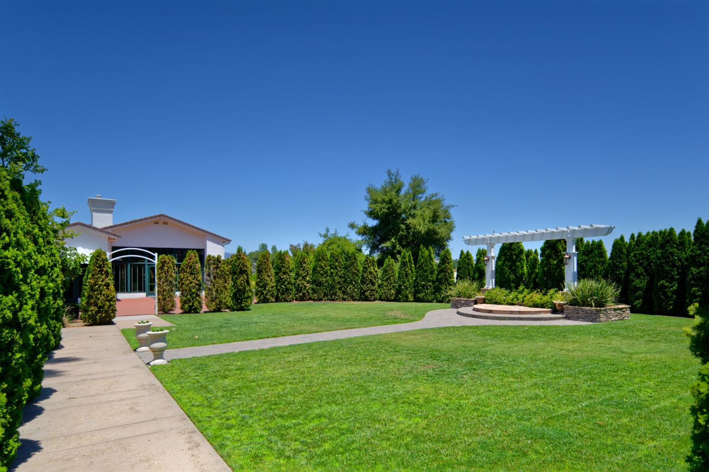 7160 Eagle Ridge Drive Gilroy, CA 95020 - Photo 73 of 80 a front view of a house with a yard