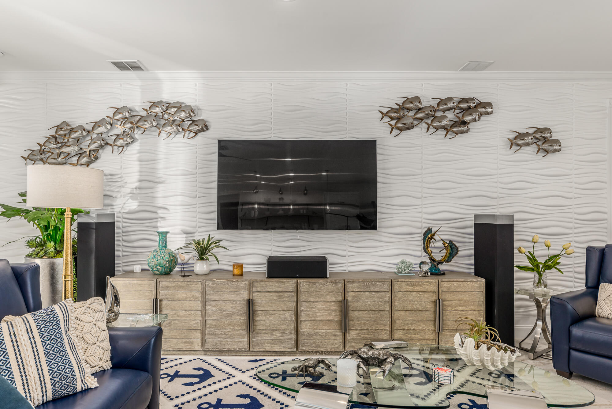 5722 Southeast Nassau Terrace Stuart, FL 34997 - Photo 16 of 51 Living Room Accent Wall