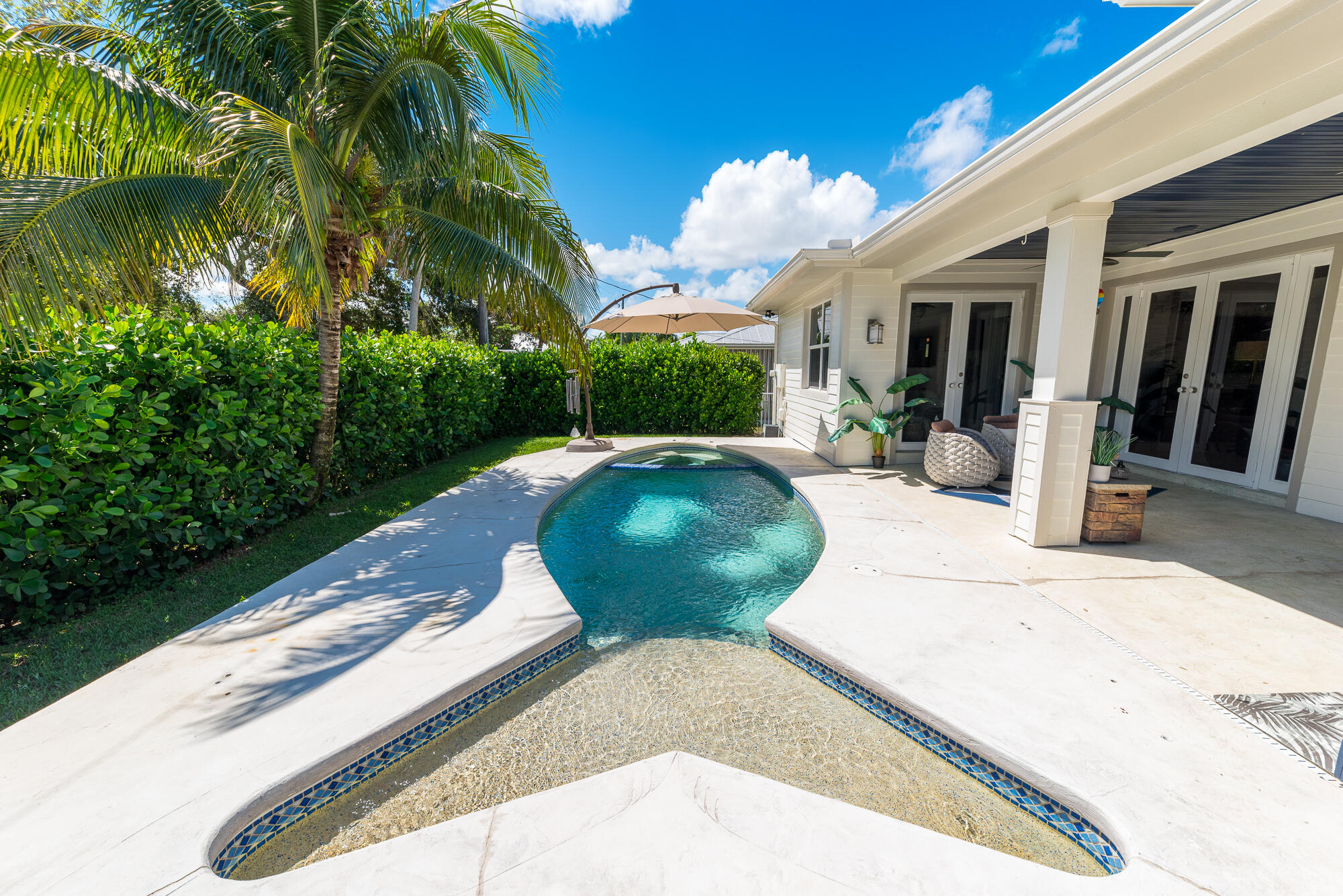 5722 Southeast Nassau Terrace Stuart, FL 34997 - Photo 46 of 51 Salt Water Filtered Pool