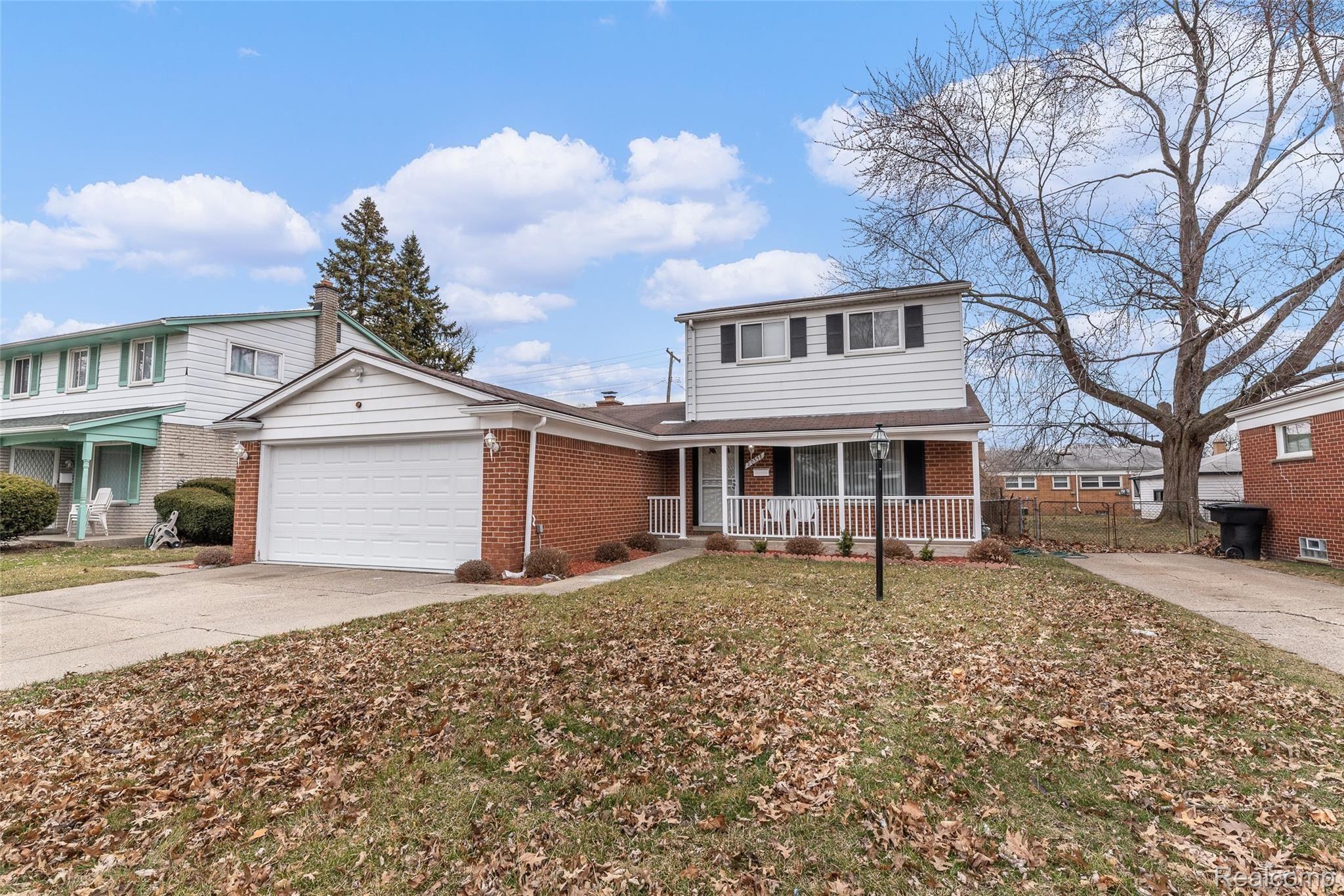 20358 Berg Road Detroit, MI 48219 - Photo 1 of 25 DSC_7007 blue.jpg