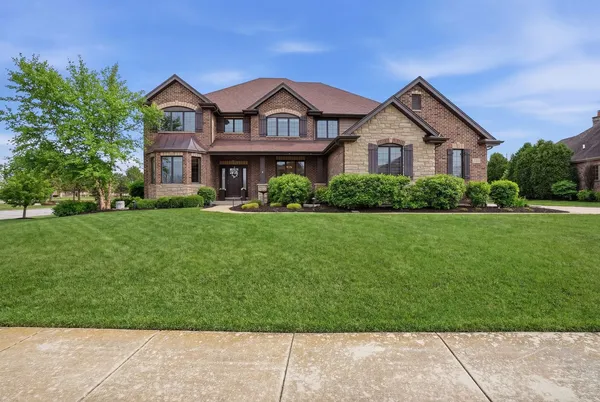 $1,150,000 | 8743 Stone Creek Boulevard, Frankfort, IL 60423