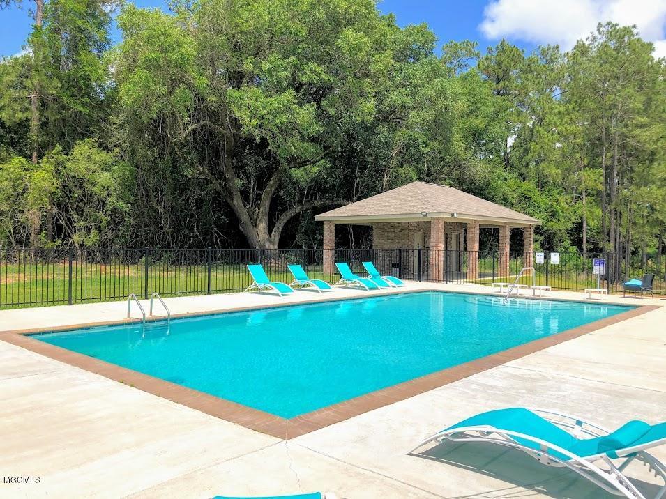 6226 Roxanne Way Biloxi, MS 39532 - Photo 17 of 18 Community pool and amenity center