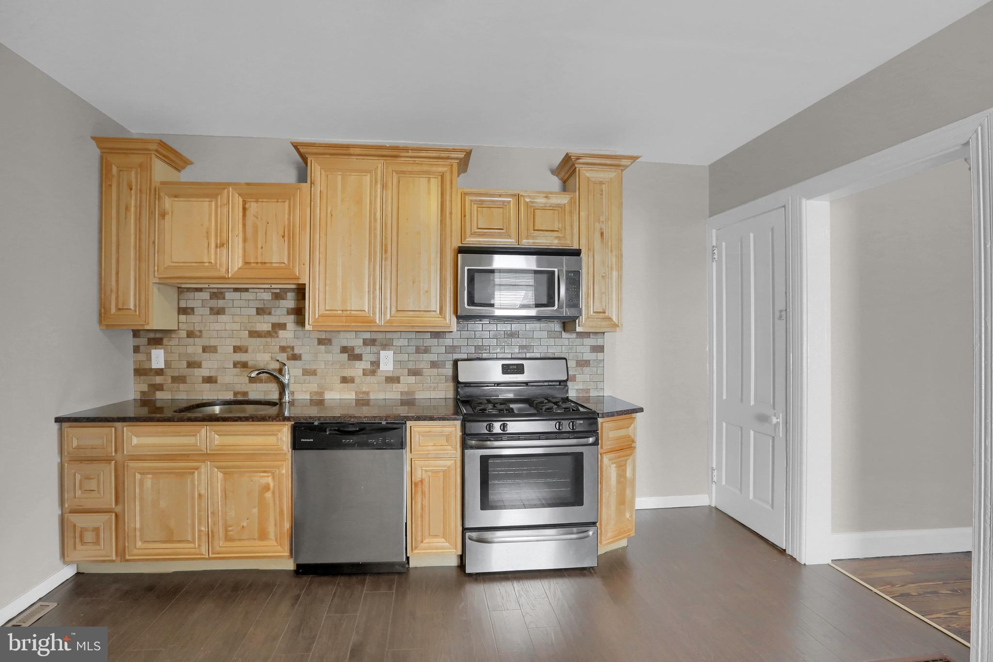 111 East Columbia Road Enola, PA 17025 - Photo 4 of 26 Gallery Image 4