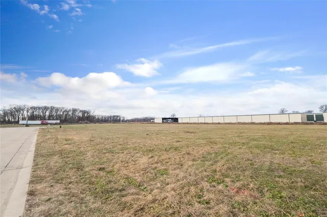 $105,000 | 2744 Rte 66 Business Park Drive, Edwardsville, IL 62025
