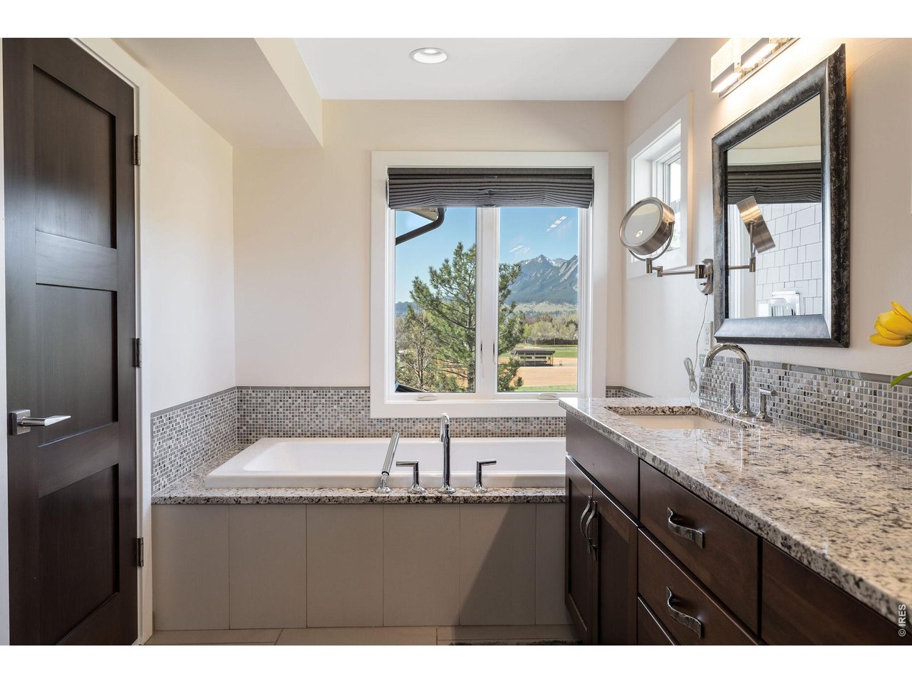 1525 Jennine Place Boulder, CO 80304 - Photo 32 of 50 Primary suite soaking tub with viiews!