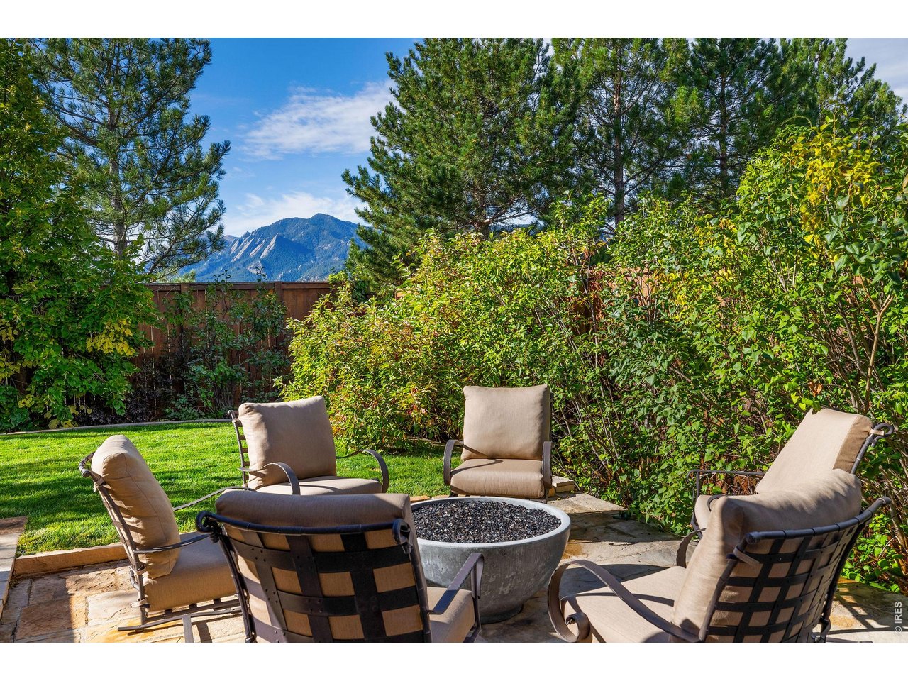 1525 Jennine Place Boulder, CO 80304 - Photo 6 of 50 Iconic, unobstructed views of the Flatirons!