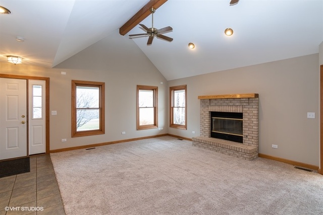 10-n048 Kendall Road Elgin, IL 60124 - Photo 5 of 23