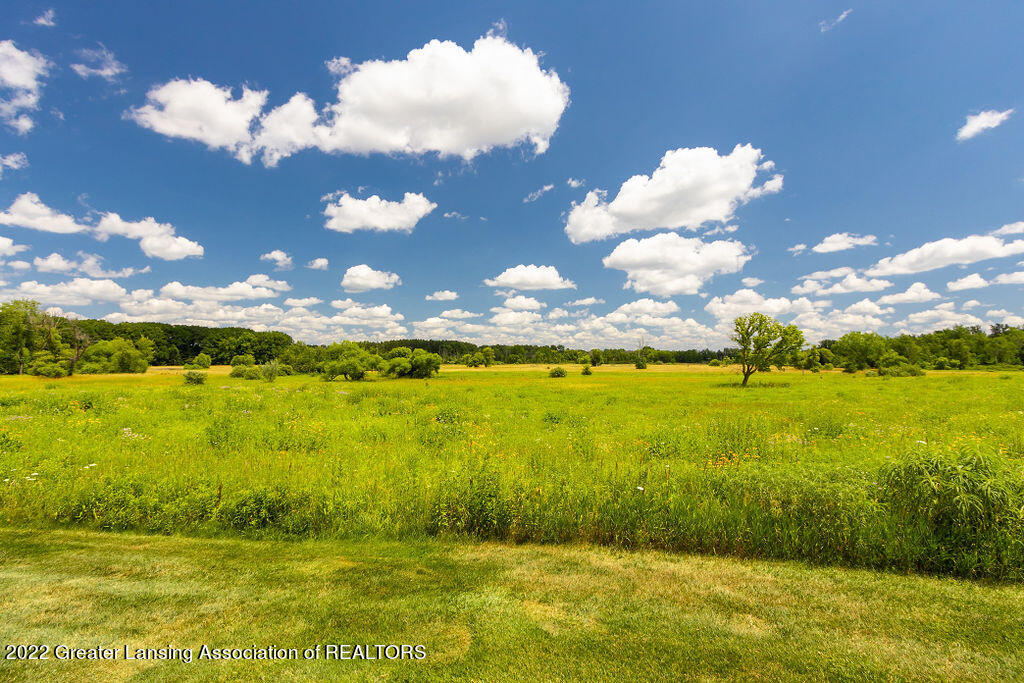 640 Dart Road Mason, MI 48854 - Photo 81 of 103 Exteriors-15