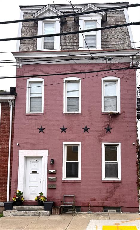 139 South 17th Street, Unit 2 Pittsburgh, PA 15203 - Photo 1 of 9