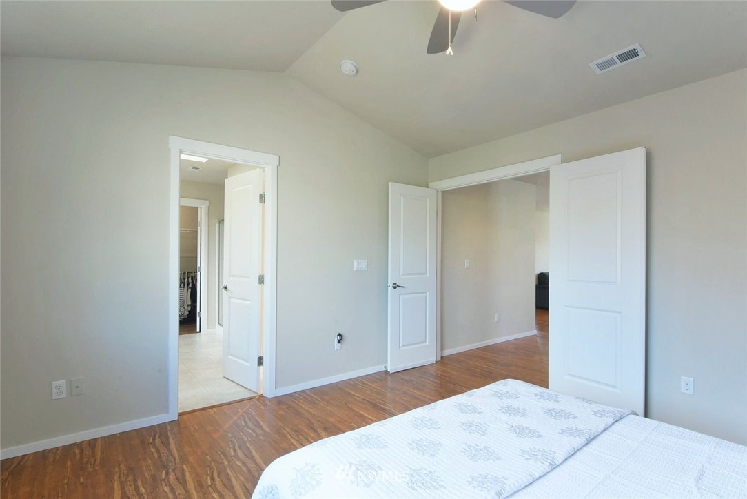 4511 147th Place Southeast Bothell, WA 98012 - Photo 12 of 19