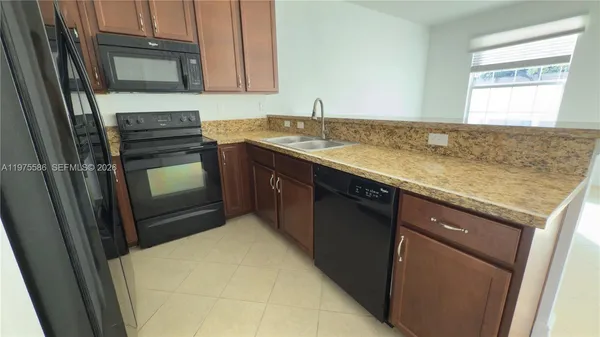 $2,800 | 1522 Southwest 147th Terrace, Pembroke Pines, FL 33027