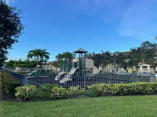 $2,800 | 1522 Southwest 147th Terrace, Pembroke Pines, FL 33027