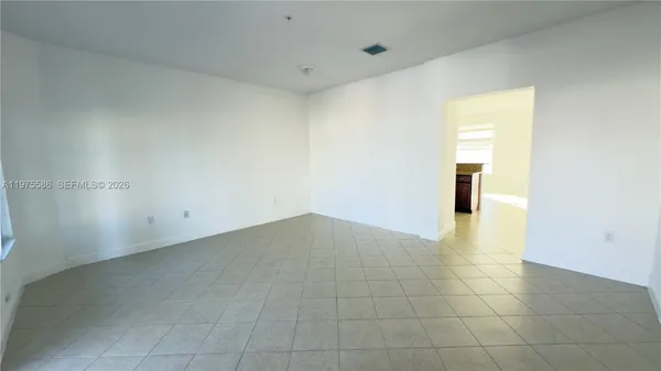 $2,800 | 1522 Southwest 147th Terrace, Pembroke Pines, FL 33027