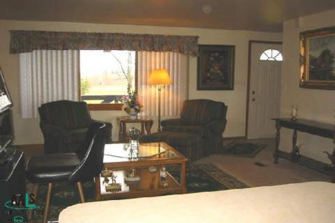 15580 Bryce Capac, MI 48014 - Photo 8 of 9 513690-7.JPG