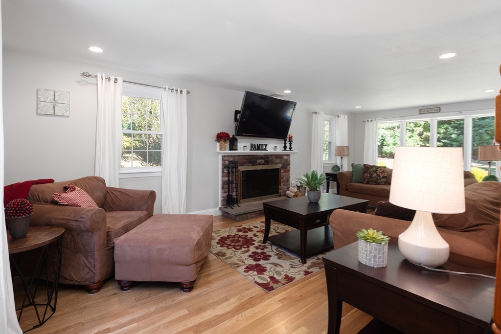 33 Beechtree Road Hanover, MA 02339 - Photo 15 of 42 Gallery Image 15