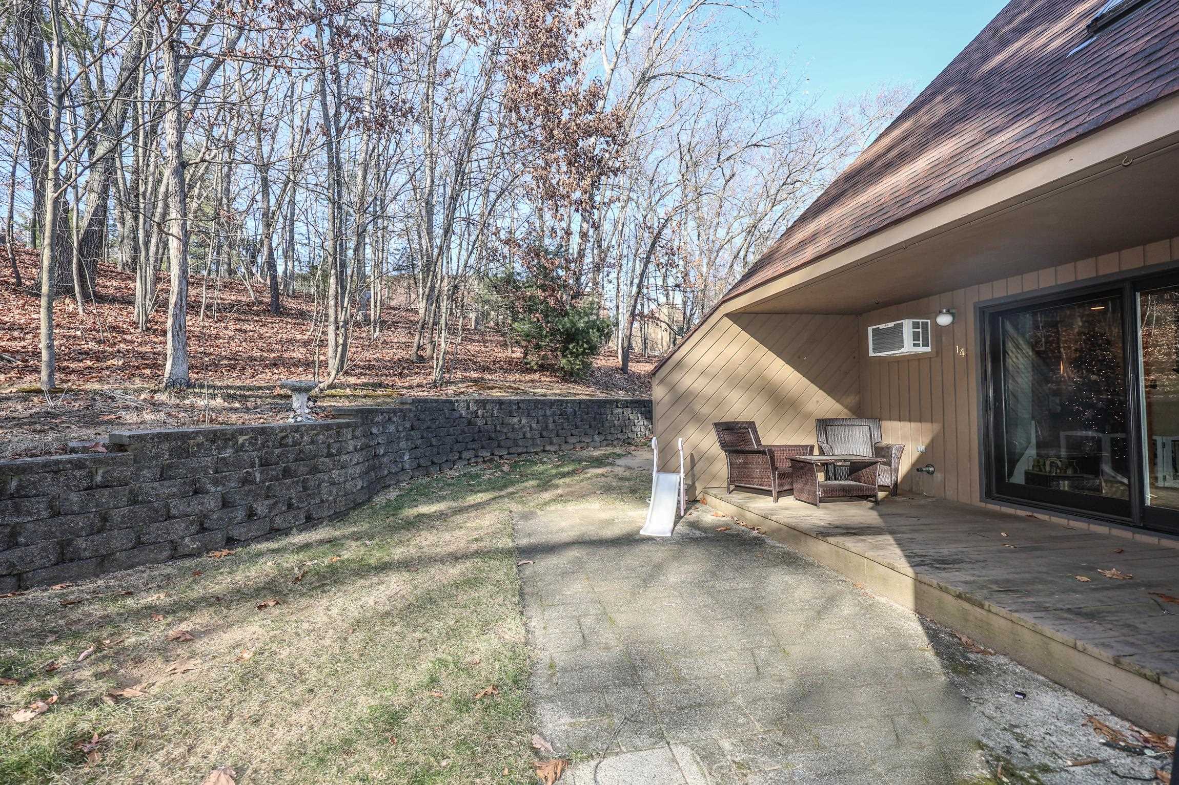 14 Clinton Court Merrimack, NH 03054 - Photo 11 of 28 Gallery Image 11