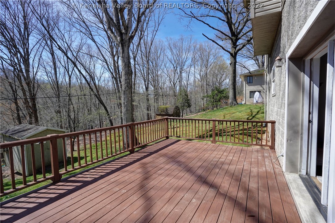 808 Daverton Road Charleston, WV 25303 - Photo 26 of 31 Gallery Image 26