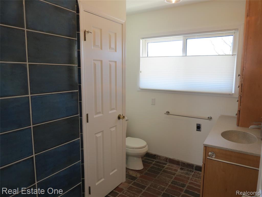 4583 Allen Cove Road Luna Pier, MI 48157 - Photo 28 of 61