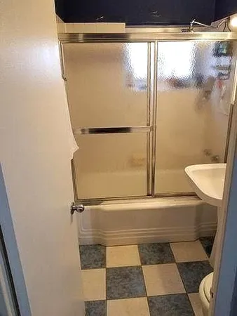 $1,800 | 4970 North Marine Drive, Unit 1524, Chicago, IL 60640