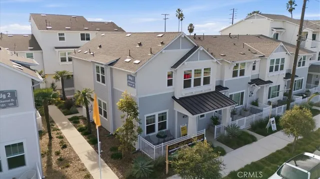 $1,215,709 | 2324 Channel Drive, Unit 106, Ventura, CA 93003