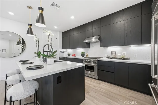 $1,215,709 | 2324 Channel Drive, Unit 106, Ventura, CA 93003