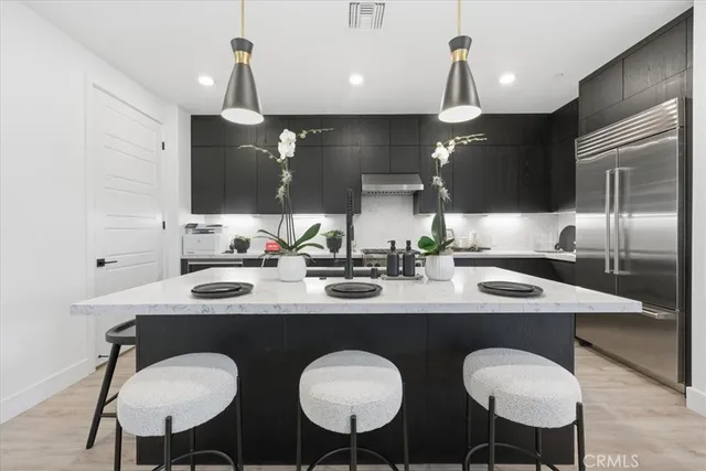 $1,215,709 | 2324 Channel Drive, Unit 106, Ventura, CA 93003