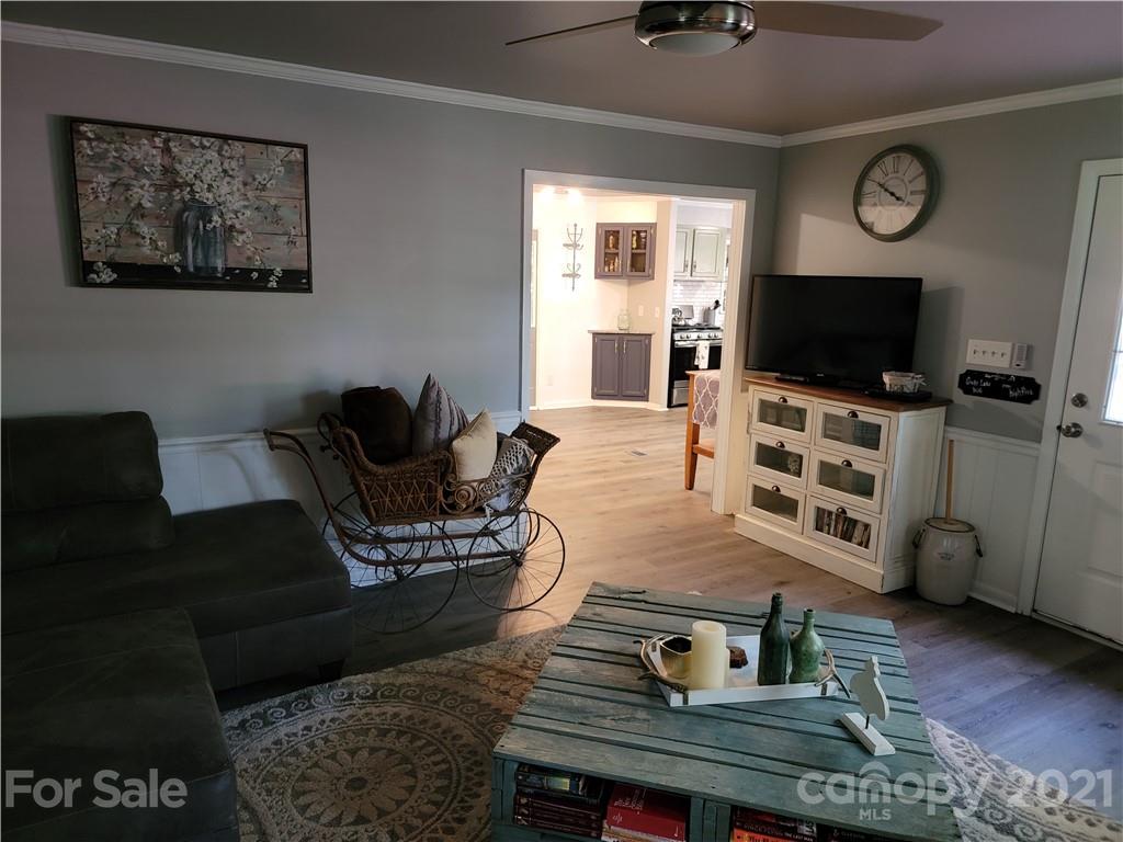 3704 Buck Point Road Catawba, NC 28609 - Photo 4 of 30 Gallery Image 4