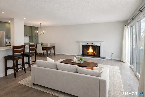 $3,125 | 10 Sugar Maple Lane, Unit 10, Ridgefield, CT 06877