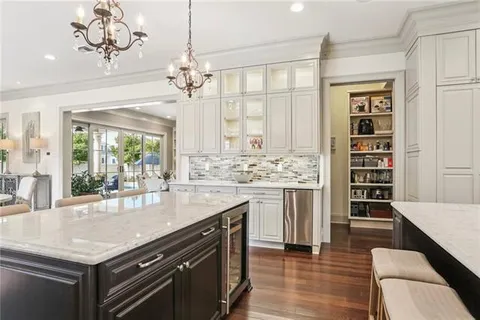 $2,425,000 | 21 Royal Palm Drive, Kenner, LA 70065