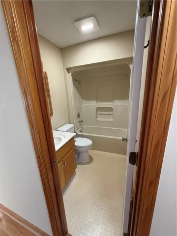 $1,750 | 250 Perry Woolbright Road, Townville, SC 29689