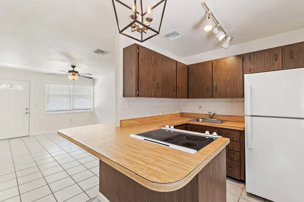 $1,800 | 19147 Southeast Hillcrest Drive, Unit A, Jupiter, FL 33469