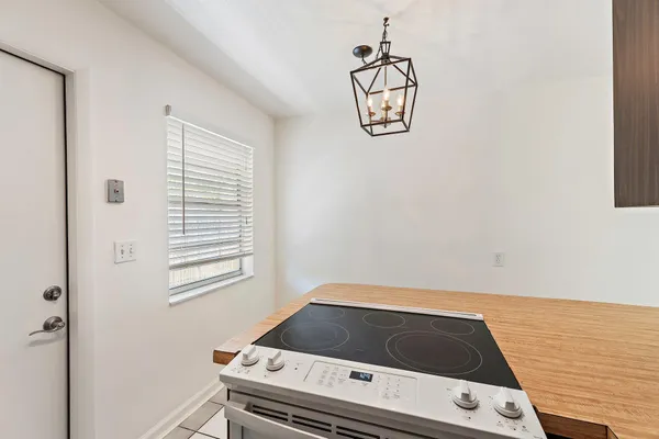 $1,800 | 19147 Southeast Hillcrest Drive, Unit A, Jupiter, FL 33469