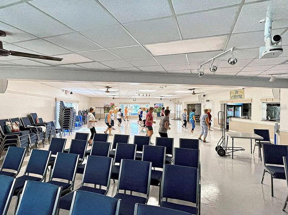 6000 Teahouse Road Venice, FL 34293 - Photo 13 of 13 a group of people sitting in a room