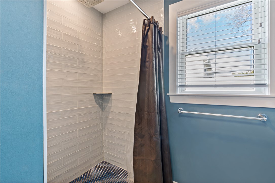 881 Point Judith Road Narragansett, RI 02882 - Photo 17 of 22