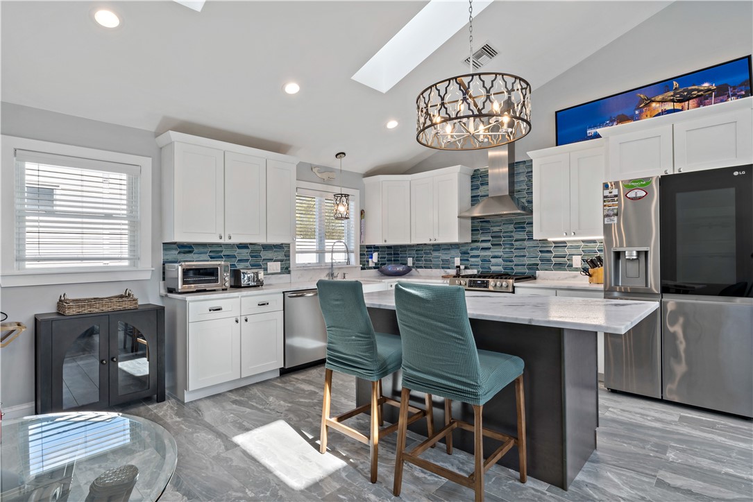 881 Point Judith Road Narragansett, RI 02882 - Photo 8 of 22