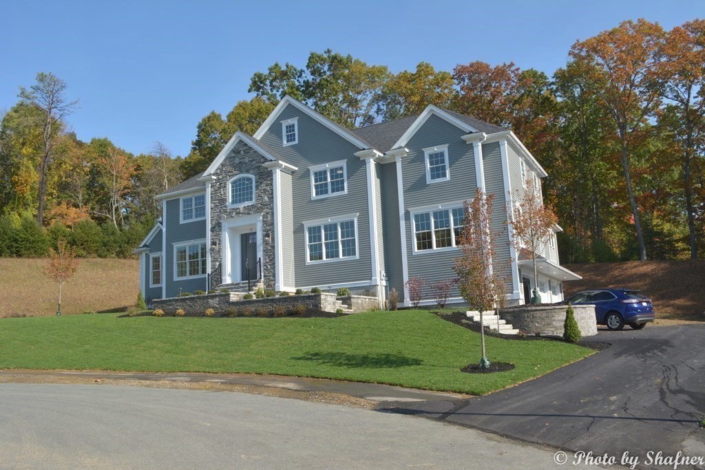 5 Doyle Road Middleton, MA 01949 - Photo 2 of 19