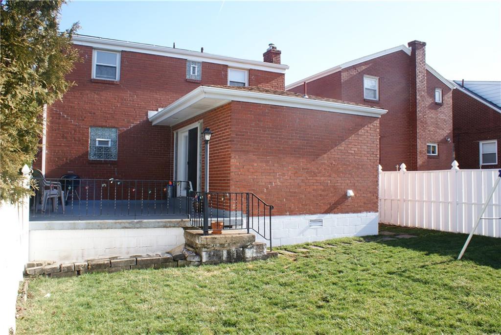 4274 Glen Lytle Road Greenfield, PA 15217 - Photo 16 of 25 The backyard is flat, and fenced.
