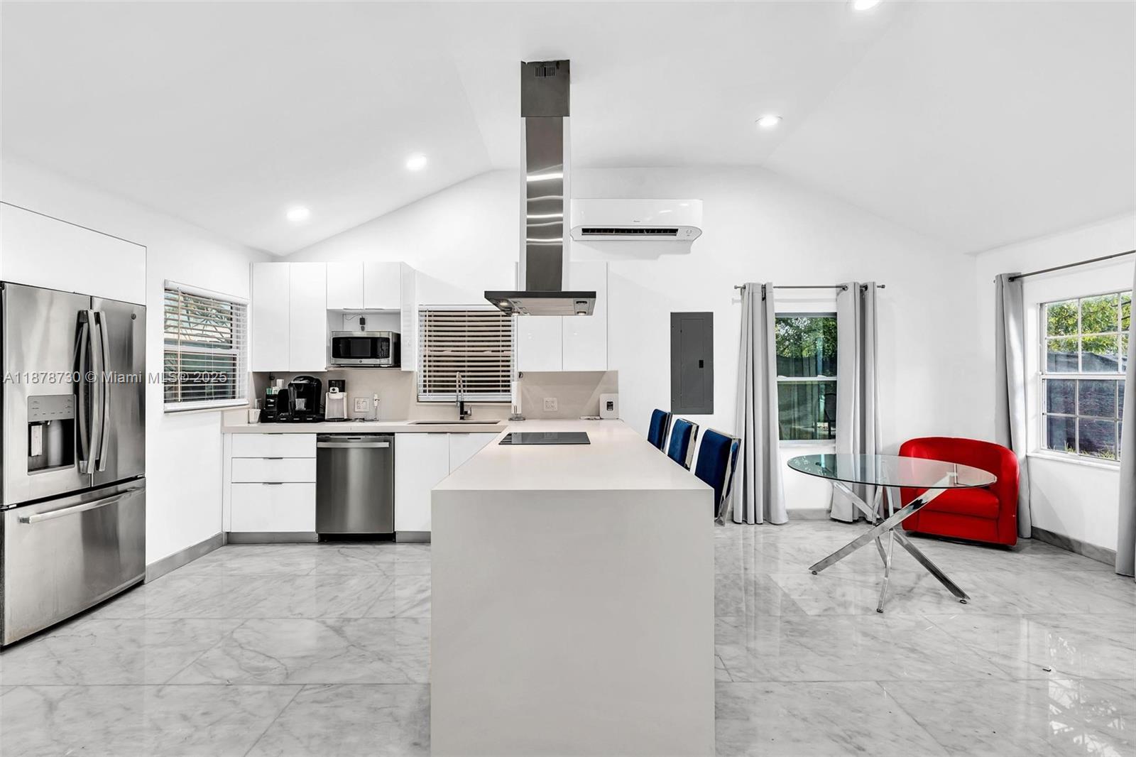 394 Southeast 5th Avenue, Unit B Delray Beach, FL 33483 - Photo 13 of 23