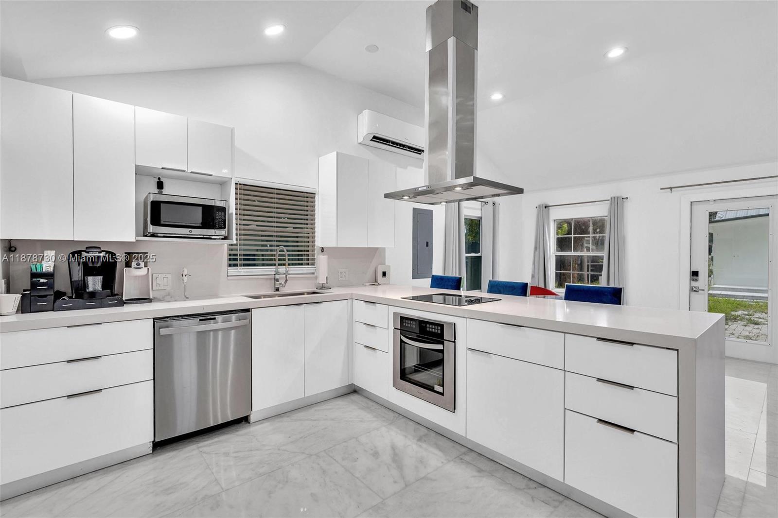 394 Southeast 5th Avenue, Unit B Delray Beach, FL 33483 - Photo 16 of 23