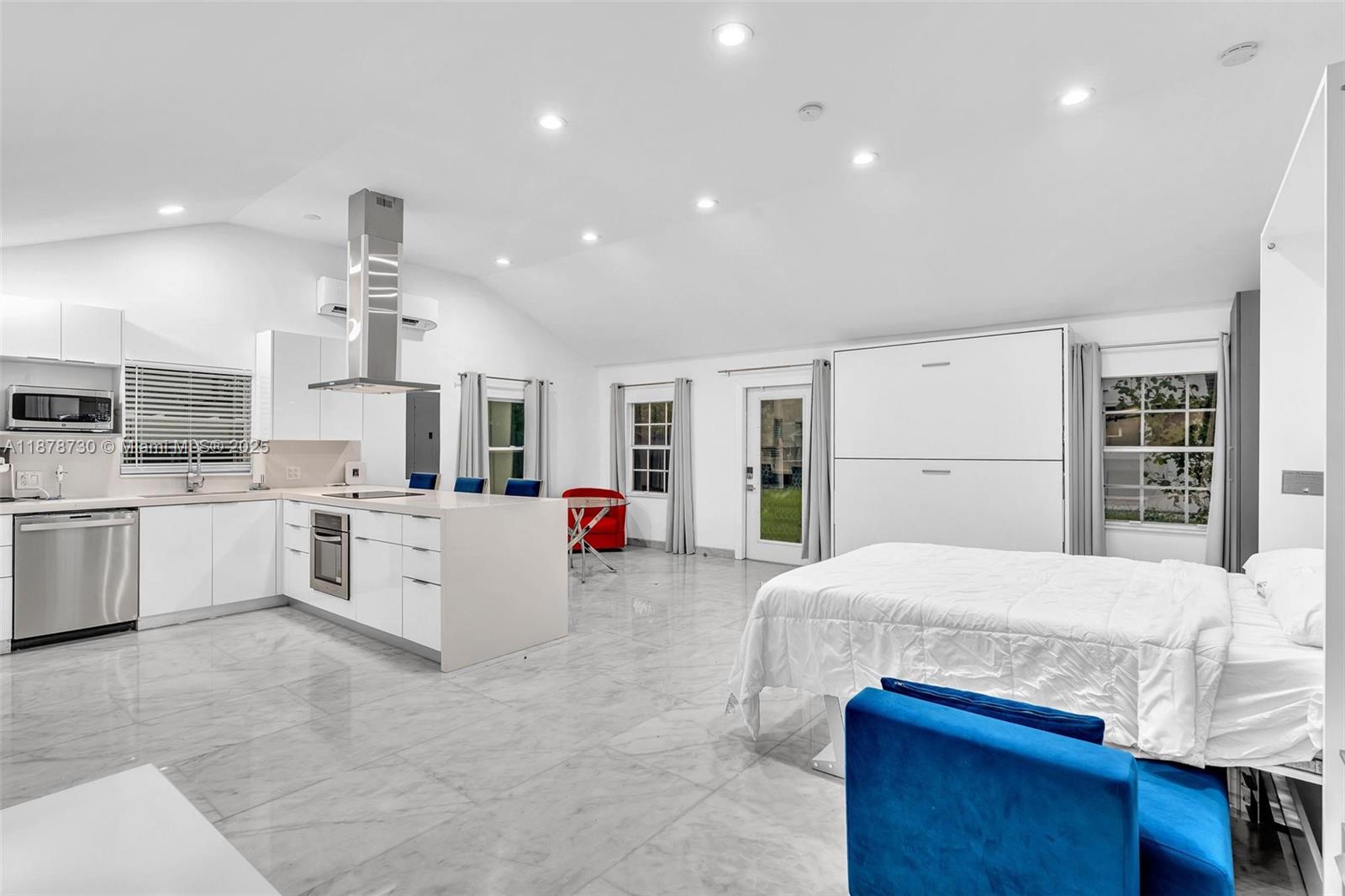 394 Southeast 5th Avenue, Unit B Delray Beach, FL 33483 - Photo 22 of 23